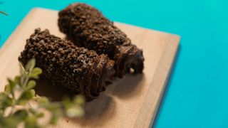 Cannolo gelato fondente