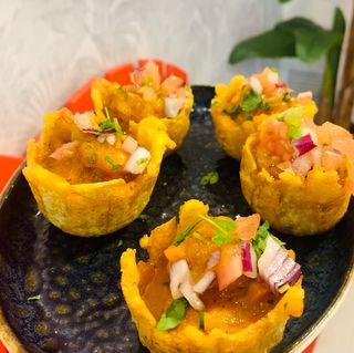 Patacones Rellenos de Enchilado de Camarones (5uds)