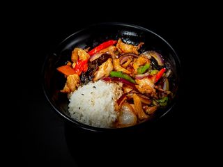 25P. Donburi De Pollo
