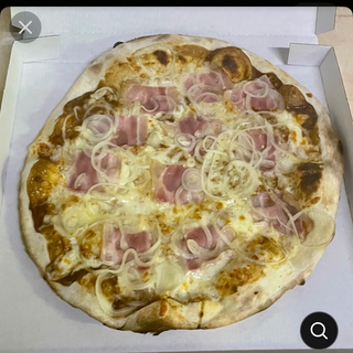 Pizza cremosa 