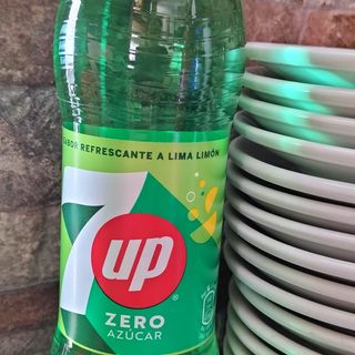 173.   7UP Zero 500ml