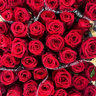 Kompozycja 3 czerwonych róż