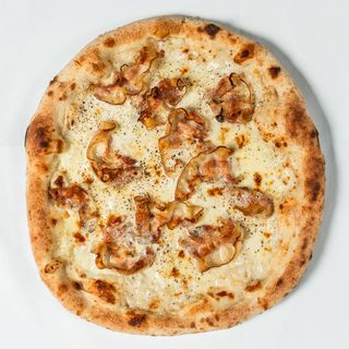 Пица Гуанчале е пекорино (510г)