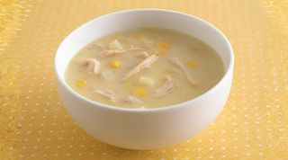 Zuppa di mais e pollo