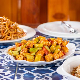 F3 ქათმის ხორცის "გუმბაო"