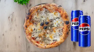 Capriciossa pizza 37cm + 2x Pepsi 0.33l