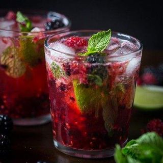Mixed Berries and Lemon Mojito