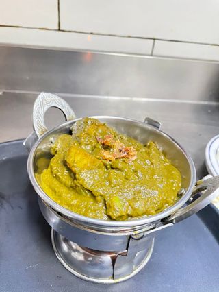 Pollo Tikka Con Espinacas