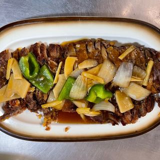 Pato Con Cebolleta Y Jengibre