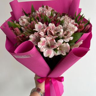 Bukiet z Alstromerii