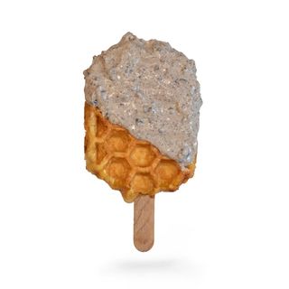 Waffle con salsa de galleta Oreo