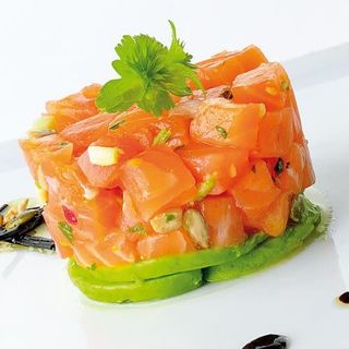 Tartar De Salmón Con Aguacate
