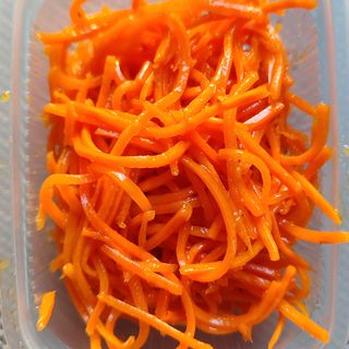 Морква по-корейськи