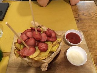 Patatine con wurstel