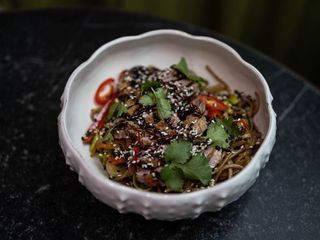 Гречана локшина з качкою