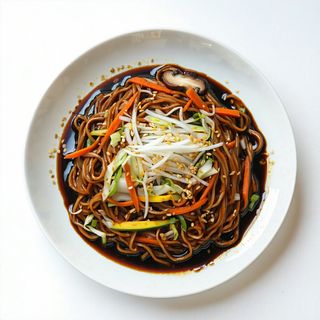 38.Пържено оризово фиде със зеленчуци и яйца (600г)