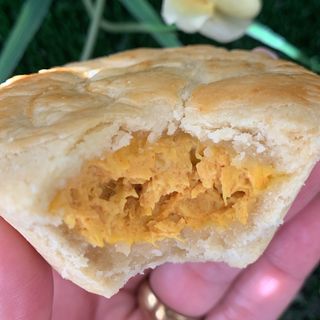 Empada de frango cremoso 