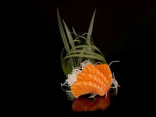 Sashimi salmone