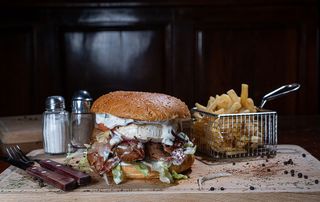 Meat & Camembert Burger 820g