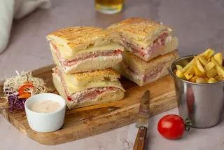Sendvič sa tunjevinom 425g