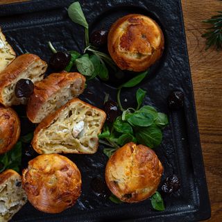 Brioşe cu praz sau măsline