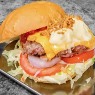 Menú hamburguesa beef clásica