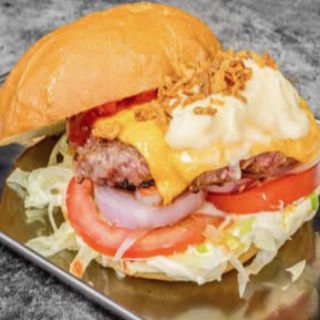 Menú hamburguesa beef clásica