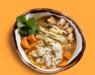 Sopa de colágeno y superalimentos