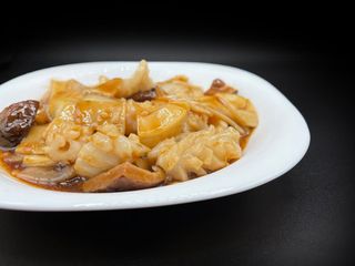 114. Calamares Con Bambu Y Setas Chinas