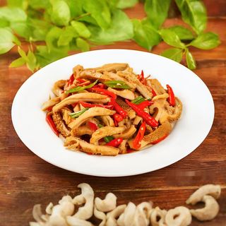 53Острая жареная требуха 家常牛肚条