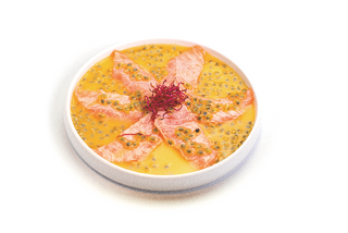 53. Carpaccio flambe di salmone