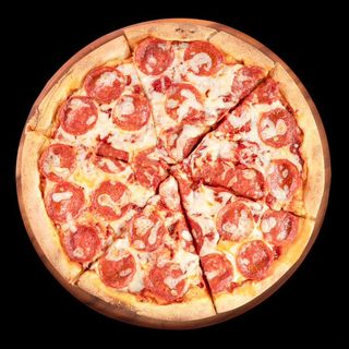 Pizza Pepperoni średnia