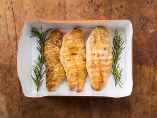 Petto di pollo cotto (100 g pesato da crudo)