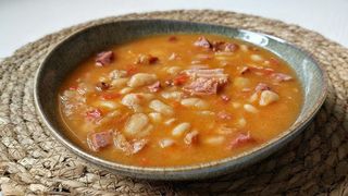 Pasulj sa rebrima i kobasicom 400g