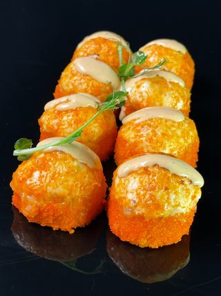 Запечений рол саке