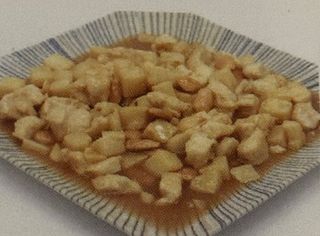 90 Pollo con mandorle e bambù