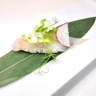 90 Nigiri branzino OTTO 2pz
