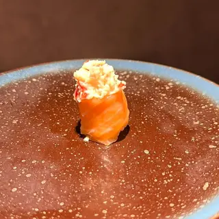Gunkan salmone granchi