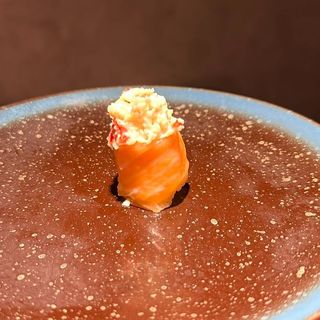 Gunkan salmone granchi