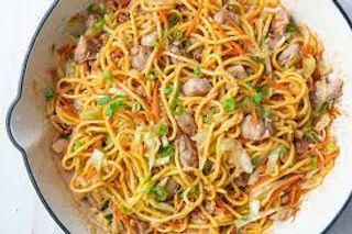 Spaghetti saltati con pollo