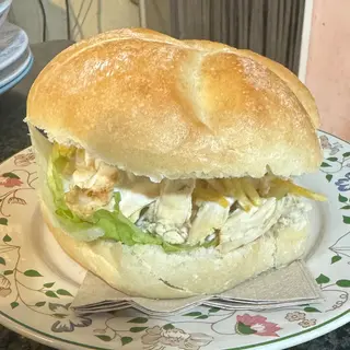 Pan con Pollo