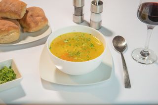 Supa de pui cu boabe de porumb