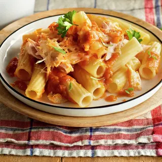 Plato Infantil Macarrones A La Boloñesa