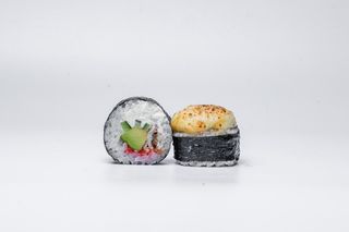 Запечений рол з вугрем