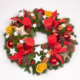 Coronita de masa cu lumanari si stelute