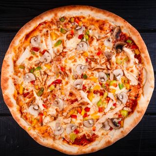 Пицца с курицей