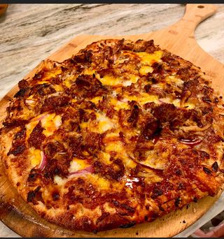 Pizza De Pulled Beef (33 Cm.)