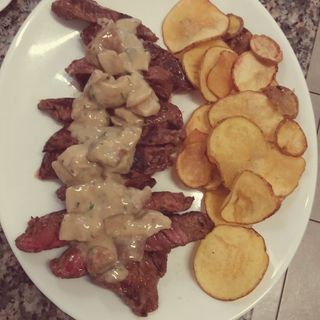 Tagliata funghi porcini