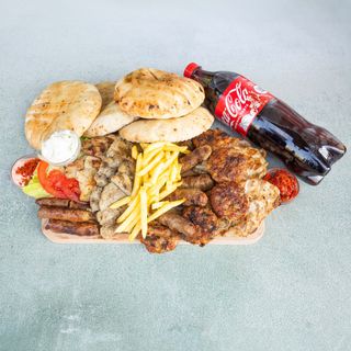 Mešano meso 1kg (sa prilozima i pomfritom)100% junetina