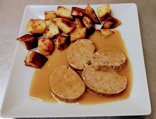 Polpettone di Vitello con contorno di Patate al Forno